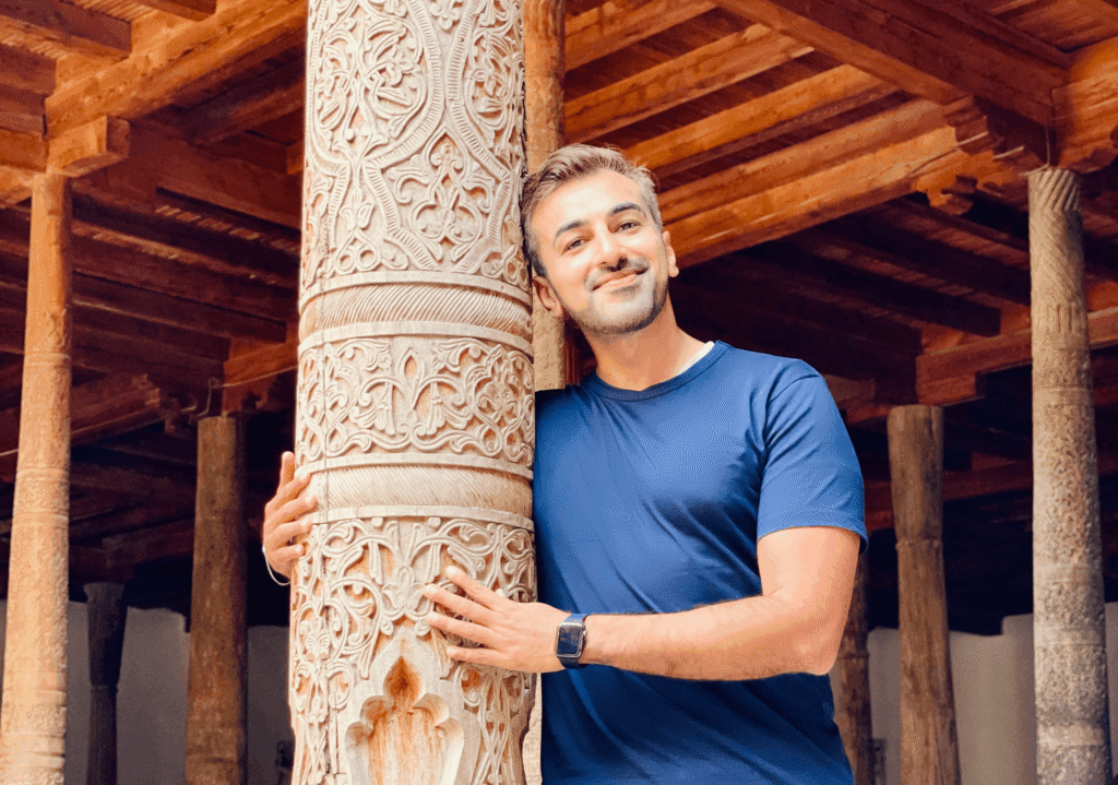 Man temple architecture